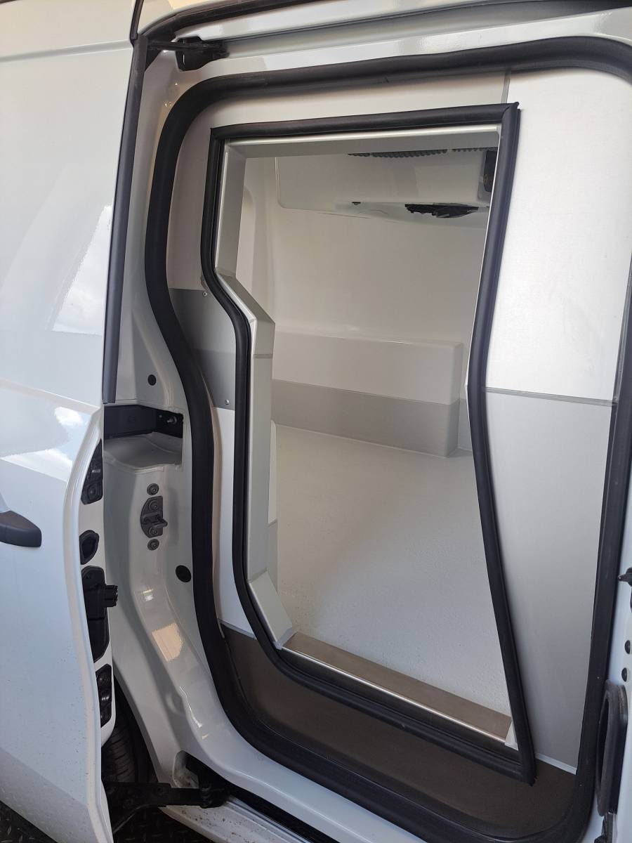 Aménagement d'un véhicule frigo