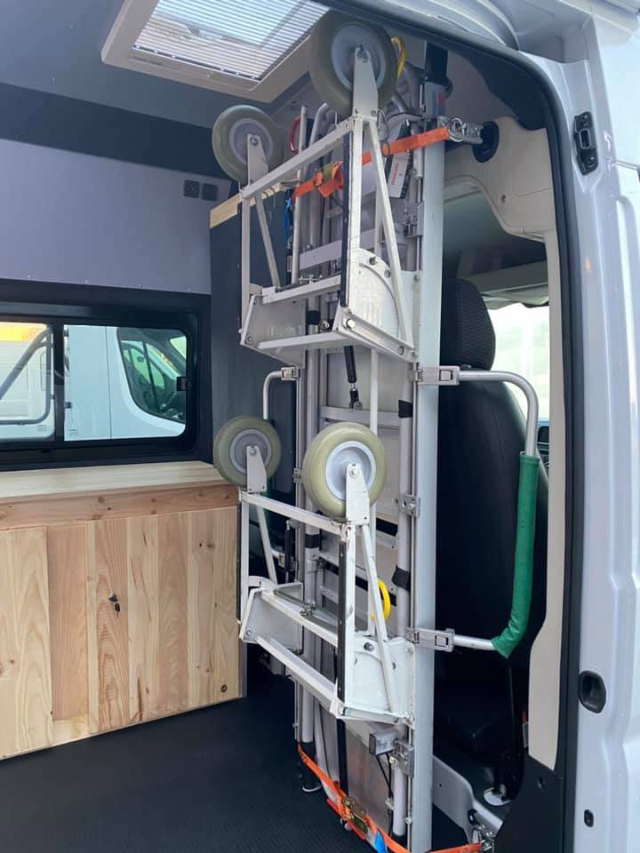 Création d'un cabinet médical ambulant pour la ville de Nice 06