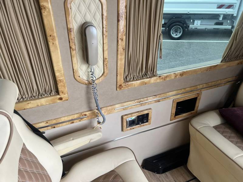 Elevateur TPMR Mercedes Sprinter à Manosque 04