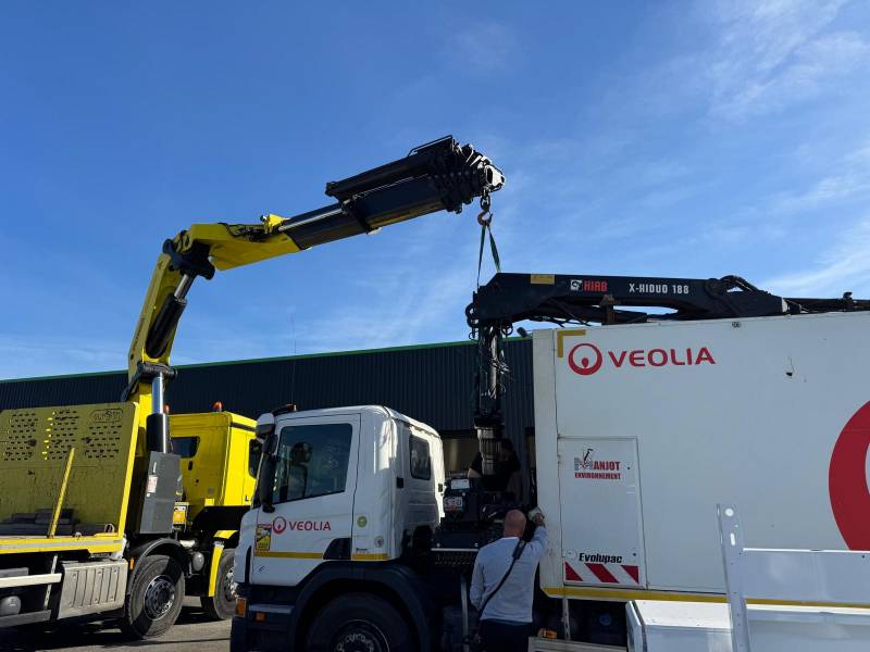 Changement d'un bras de grue complet et de son embrage à Manosque 04