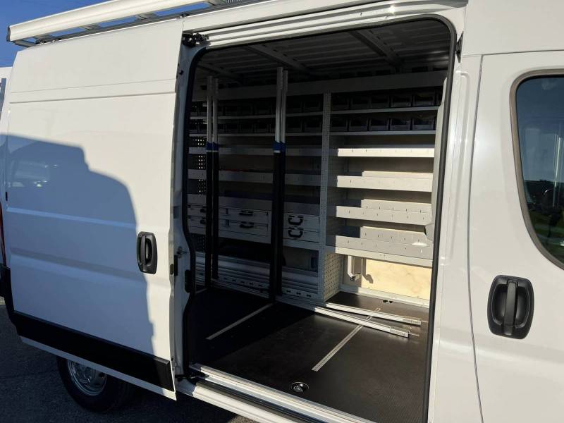 Installaton de meuble aluminium utilitaire Alpes de haute provence 04