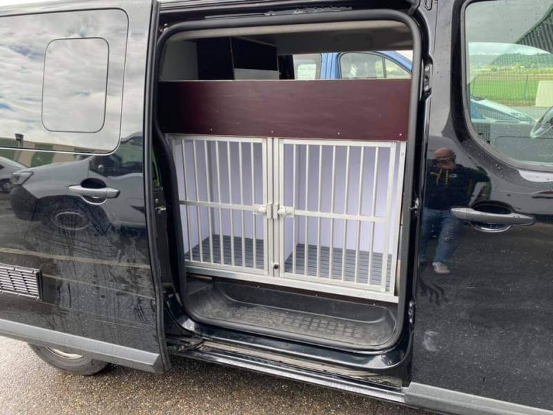 Aménagement d'un Véhicule Utilitaire pour le transport Canin à Manosque 04